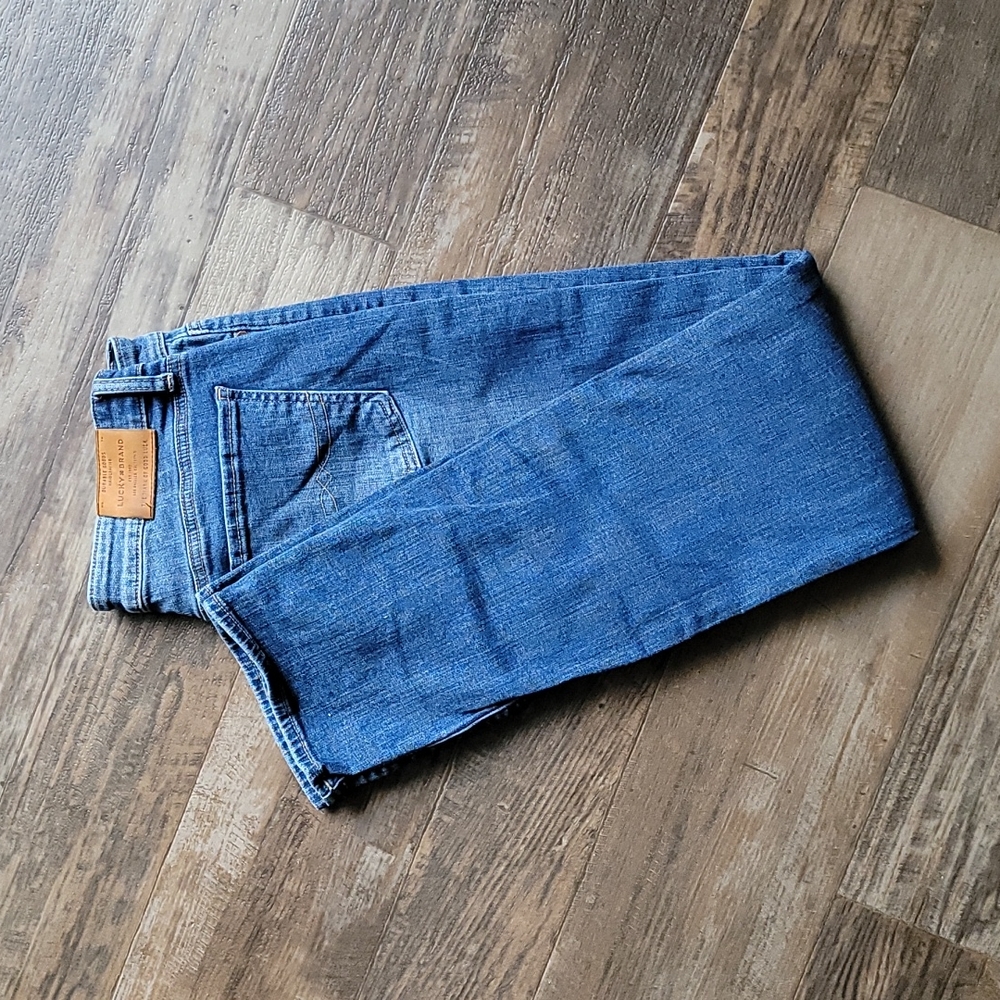 EUC- Lucky Brand Jeans. Size- 10
